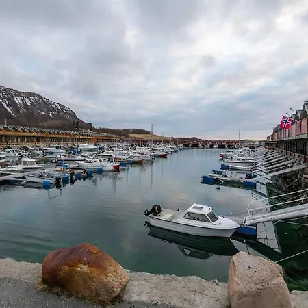펜션 Stort Idyllisk Sjohus Naer I Naturskjonne Omgivelser