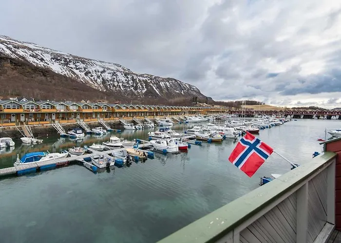 Stort Idyllisk Sjohus Naer I Naturskjonne Omgivelser 펜션 보도
