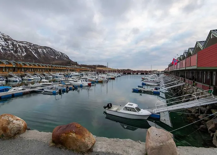 펜션 Stort Idyllisk Sjohus Naer I Naturskjonne Omgivelser