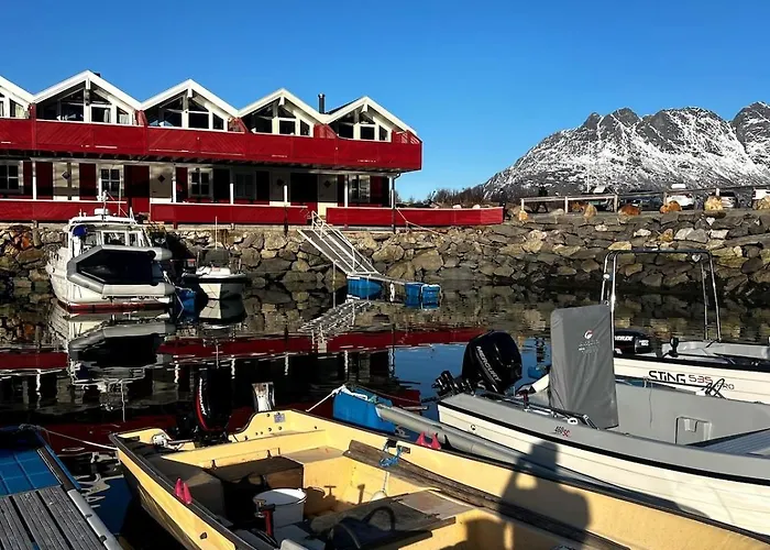 펜션 Stort Idyllisk Sjohus Naer I Naturskjonne Omgivelser